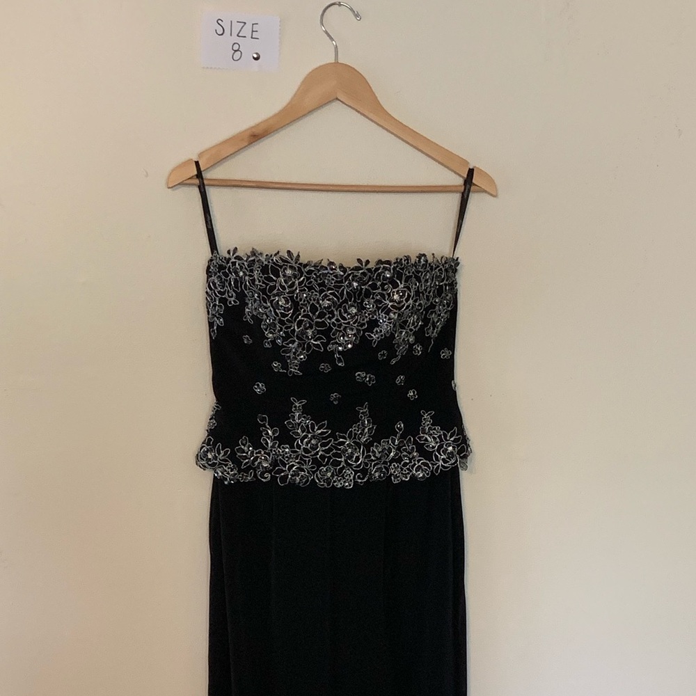 Strapless dress, formal gown
